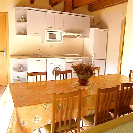 With 2 Bedrooms In Sorripas With Wonderful Mountain View Enclosed Garden And Wifi Apartamento *