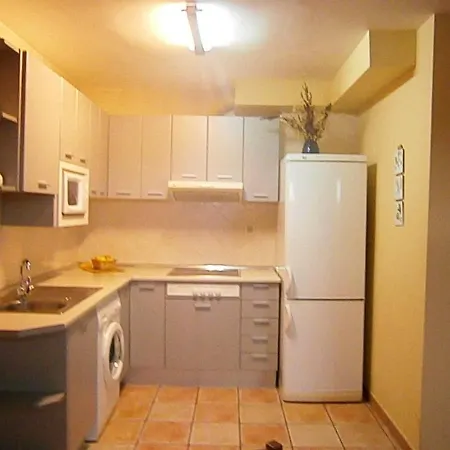 With 2 Bedrooms In Sorripas With Wonderful Mountain View Enclosed Garden And Wifi *