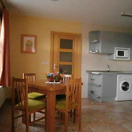With 2 Bedrooms In Sorripas With Wonderful Mountain View Enclosed Garden And Wifi Apartamento *